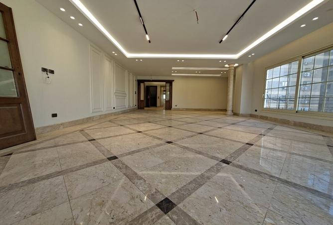 8421850 - Property Image 3