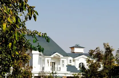 Villa - 5 Bedrooms - 5 Bathrooms for sale in Mountain View 1 - 5th Settlement Compounds - The 5th Settlement - New Cairo City - Cairo