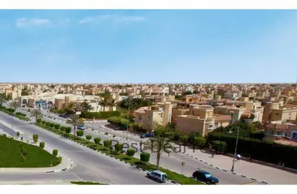 Apartment - 4 Bedrooms - 3 Bathrooms for sale in Royal City - Sheikh Zayed Compounds - Sheikh Zayed City - Giza
