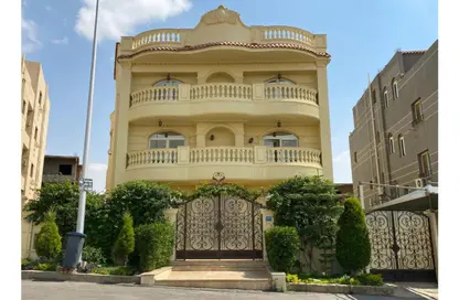 فيلا - 7 غرف نوم - 6 حمامات للايجار في ميدان الياسمين - الياسمين - مدينة القاهرة الجديدة - القاهرة