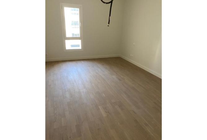 8300090 - Property Image 3