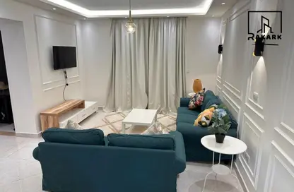Apartment - 3 Bedrooms - 1 Bathroom for rent in Gardenia City Compound Nasr City - Zahraa Madinat Nasr - Nasr City - Cairo