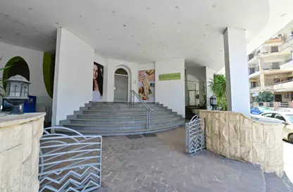 Whole Building - Studio - 1 Bathroom for sale in Abou Bakr Al Sedeek St. - Sheraton Al Matar - El Nozha - Cairo