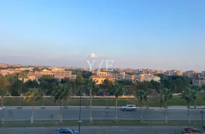 شقة - 3 غرف نوم - 3 حمامات للبيع في فورتي ويست - كمبوندات الشيخ زايد - الشيخ زايد - الجيزة