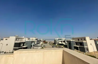فيلا - 4 غرف نوم - 4 حمامات للبيع في الكارما 4 - كمبوندات الشيخ زايد - الشيخ زايد - الجيزة