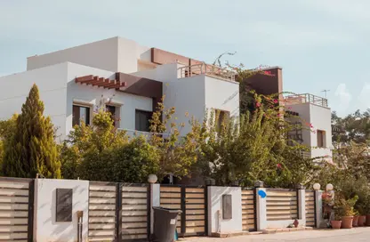 Villa - 5 Bedrooms - 4 Bathrooms for sale in Hyde Park - 5th Settlement Compounds - The 5th Settlement - New Cairo City - Cairo