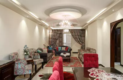 Apartment - 3 Bedrooms - 2 Bathrooms for sale in Abou Quer Road - Zezenia - Hay Sharq - Alexandria