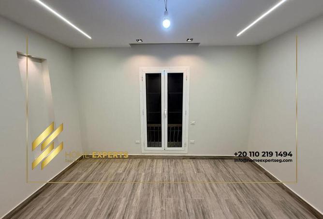 8245326 - Property Image 2