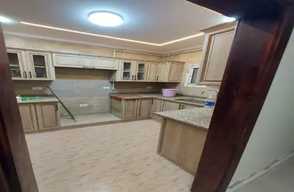 Apartment - 3 Bedrooms - 3 Bathrooms for rent in North Lotus - El Lotus - New Cairo City - Cairo