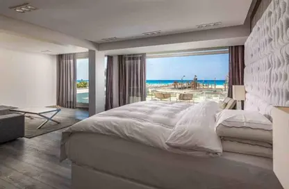 Chalet - 3 Bedrooms - 3 Bathrooms for sale in Sea View - Ras Al Hekma - North Coast