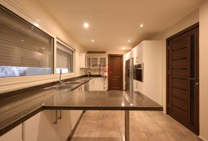 8065532 - Property Image 3