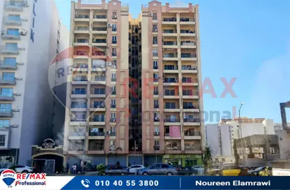 Apartment - 3 Bedrooms - 1 Bathroom for sale in Madkhal Sharkt Al Nakhl Wa Al Handasa St. - Smouha - Hay Sharq - Alexandria