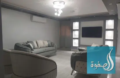 شقة - 3 غرف نوم - 2 حمامات للايجار في المهندسين - الجيزة