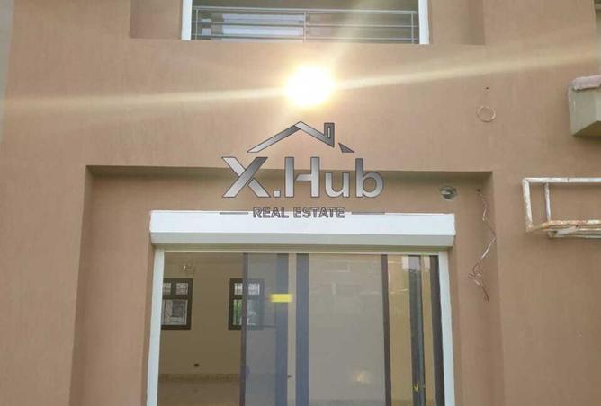8042360 - Property Image 2