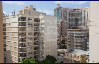 شقة - 3 غرف نوم - 3 حمامات للبيع في طريق جمال عبد الناصر ( ابو قير ) - جناكليس - حي شرق - الاسكندرية