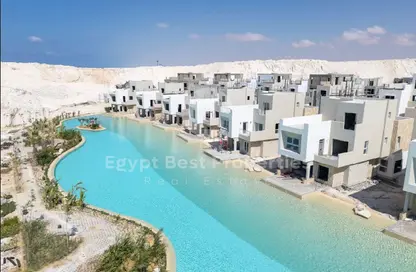 شاليه - 3 غرف نوم - 4 حمامات للبيع في المصيف - راس الحكمة - الساحل الشمالي
