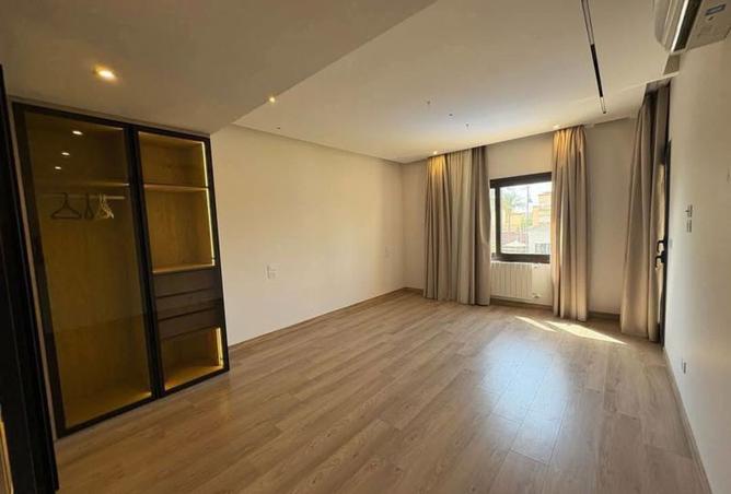 8016264 - Property Image 2