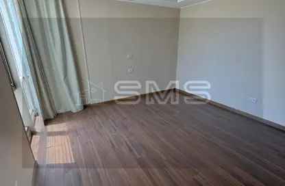 Apartment - 3 Bedrooms - 3 Bathrooms for rent in Galleria Moon Valley - South Investors Area - New Cairo City - Cairo