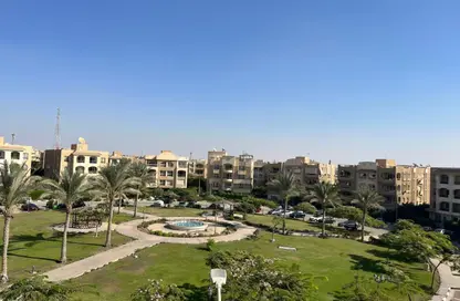 شقة - 4 غرف نوم - 3 حمامات للبيع في طريق بيفرلي هيلز - الحي السابع عشر - الشيخ زايد - الجيزة