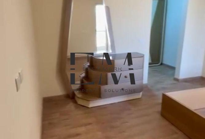 8260835 - Property Image 2