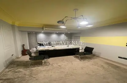 Office Space - Studio - 1 Bathroom for sale in Mohamed Farid St. - El Hegaz Square - El Nozha - Cairo