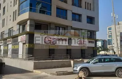 Shop - Studio - 1 Bathroom for sale in South Teseen St. - The 5th Settlement - New Cairo City - Cairo