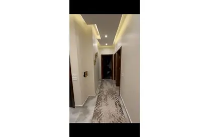 شقة - 2 غرف نوم - 1 حمام للبيع في المستثمرين الجنوبية - مدينة القاهرة الجديدة - القاهرة