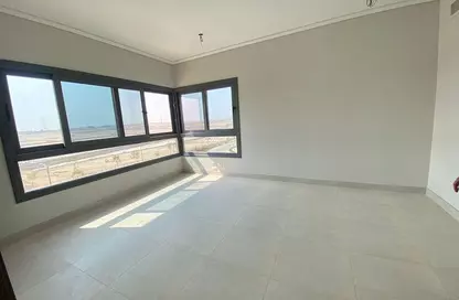 عيادة - استوديو - 1 حمام للايجار في الشيخ زايد - الجيزة
