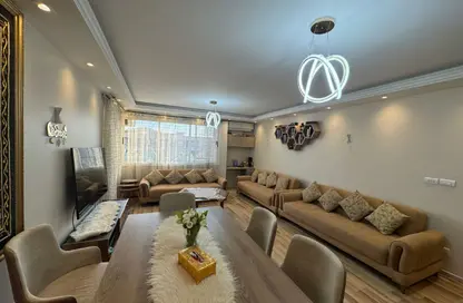 Apartment - 3 Bedrooms - 1 Bathroom for sale in Al Rehab - New Cairo City - Cairo
