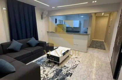 Apartment - 3 Bedrooms - 1 Bathroom for rent in Central St. - 1st District - 6 October City - Giza