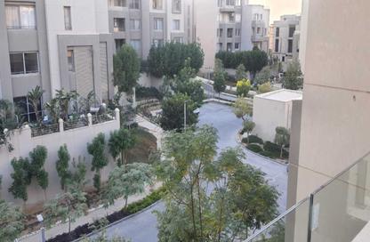 شقة - 2 غرف نوم - 2 حمامات للبيع في فيلدج جيت - المستثمرين الجنوبية - مدينة القاهرة الجديدة - القاهرة