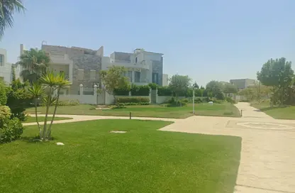 Villa - 4 Bedrooms - 4 Bathrooms for sale in Cleopatra Square - 26th of July Corridor - 6 October City - Giza