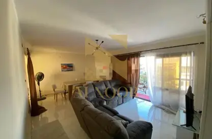 Apartment - 2 Bedrooms - 2 Bathrooms for rent in Touristic Zone 1 - Touristic Zone - Al Motamayez District - 6 October City - Giza