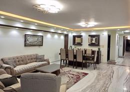 شقة - 3 غرف نوم - 3 حمامات for للايجار in شارع شهاب - المهندسين - الجيزة