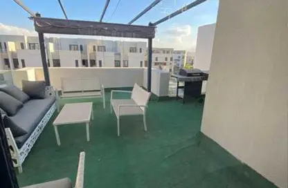 شقة - 3 غرف نوم - 4 حمامات للبيع في كمبوند البروج - كمبوندات الشروق - مدينة الشروق - القاهرة