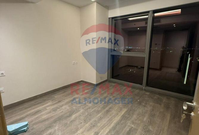 8389292 - Property Image 3