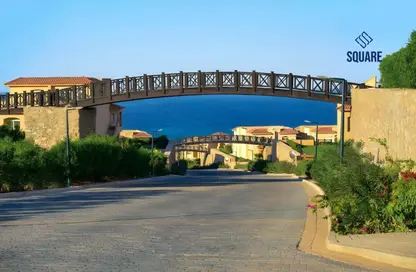 شاليه - 2 غرف نوم - 2 حمامات للبيع في تلال السخنة - العين السخنة - السويس