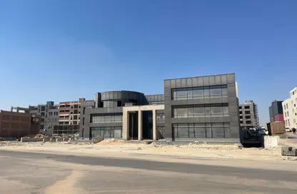 Office Space - Studio - 6 Bathrooms for rent in Street70 - District 2 - The 5th Settlement - New Cairo City - Cairo