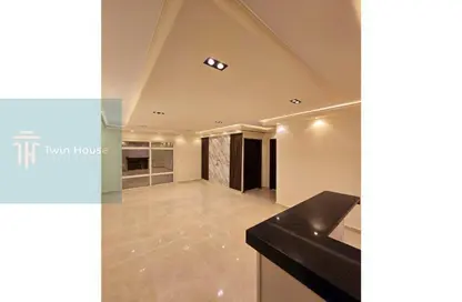 Apartment - 2 Bedrooms - 1 Bathroom for sale in Madinaty - Cairo