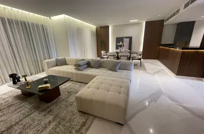 Villa - 5 Bedrooms - 4 Bathrooms for sale in Sodic East - 6th District - New Heliopolis - Cairo