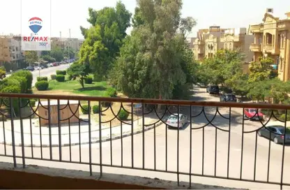 شقة - 3 غرف نوم - 3 حمامات للبيع في البنفسج 10 - البنفسج - مدينة القاهرة الجديدة - القاهرة