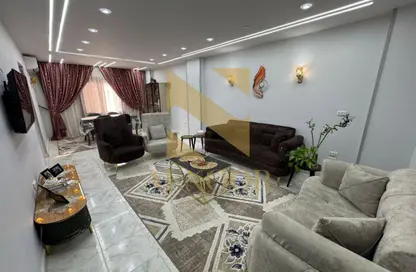 دوبلكس - 3 غرف نوم - 2 حمامات للايجار في شارع السنترال - الحي الاول - مدينة 6 أكتوبر - الجيزة