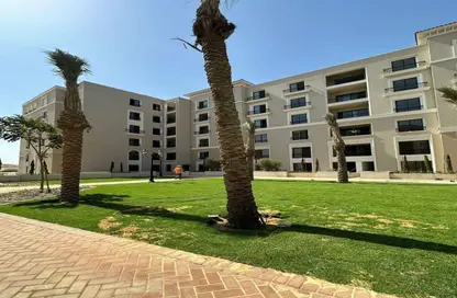 شقة - 2 غرف نوم - 2 حمامات للبيع في فيلدج ويست - كمبوندات الشيخ زايد - الشيخ زايد - الجيزة