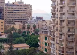 شقة - 3 غرف نوم - 2 حمامات للايجار في شارع عبد المنصف غازي - سابا باشا - حي شرق - الاسكندرية