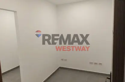 عيادة - استوديو - 1 حمام للايجار في كازان بلازا - كمبوندات 6 أكتوبر - مدينة 6 أكتوبر - الجيزة