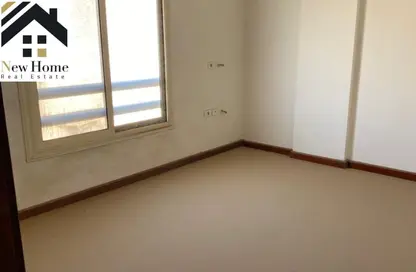 Apartment - 3 Bedrooms - 3 Bathrooms for sale in Tijan - Zahraa El Maadi - Hay El Maadi - Cairo