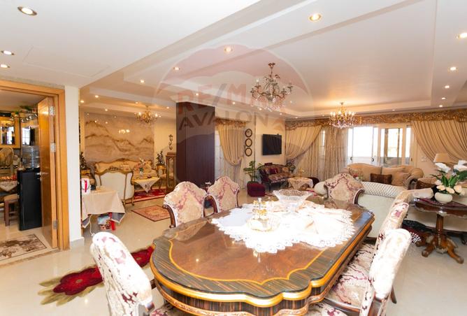 8030145 - Property Image 3