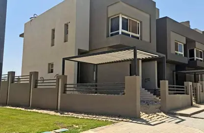 Twin House - 5 Bedrooms - 6 Bathrooms for sale in Etapa - Sheikh Zayed Compounds - Sheikh Zayed City - Giza
