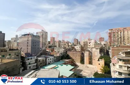 Apartment - 4 Bedrooms - 1 Bathroom for sale in Ibn Nofal St. - Sidi Gaber - Hay Sharq - Alexandria