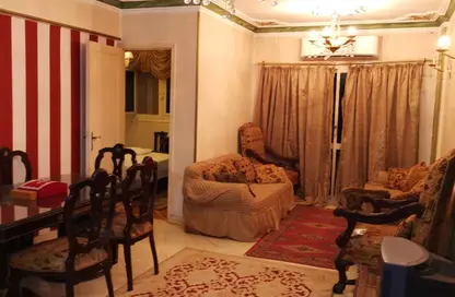 Apartment - 2 Bedrooms - 1 Bathroom for rent in 3rd District - Sheikh Zayed City - Giza